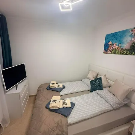 Central Apartman Heviz شقة Hévíz