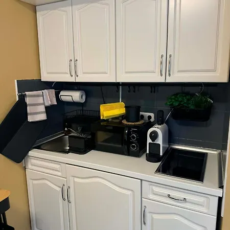 شقة Central Apartman Heviz
